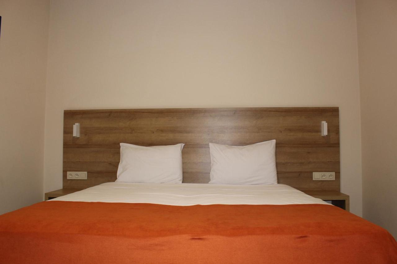 Boutique Hotel 32 บาทูมิ ภายนอก รูปภาพ