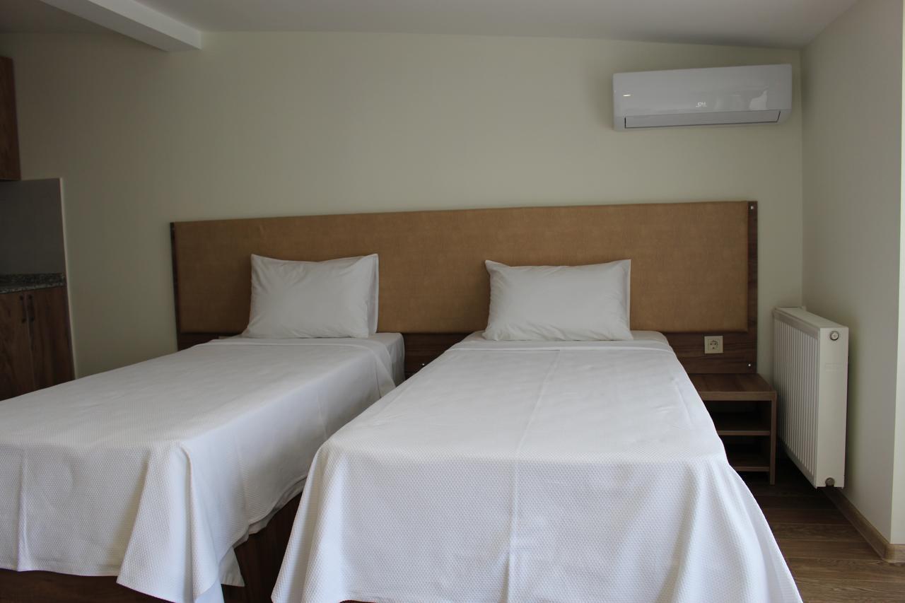 Boutique Hotel 32 บาทูมิ ภายนอก รูปภาพ